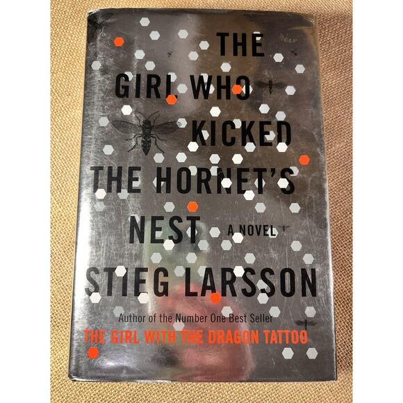 The Girl Who Kicked the Hornet's Nest (Millennium Trilogy) by Stieg Larsson - Picture 1 of 12